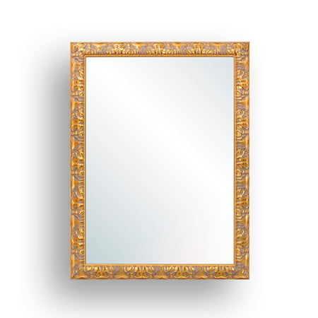 un espejo de pared grande con marco de madera dorada